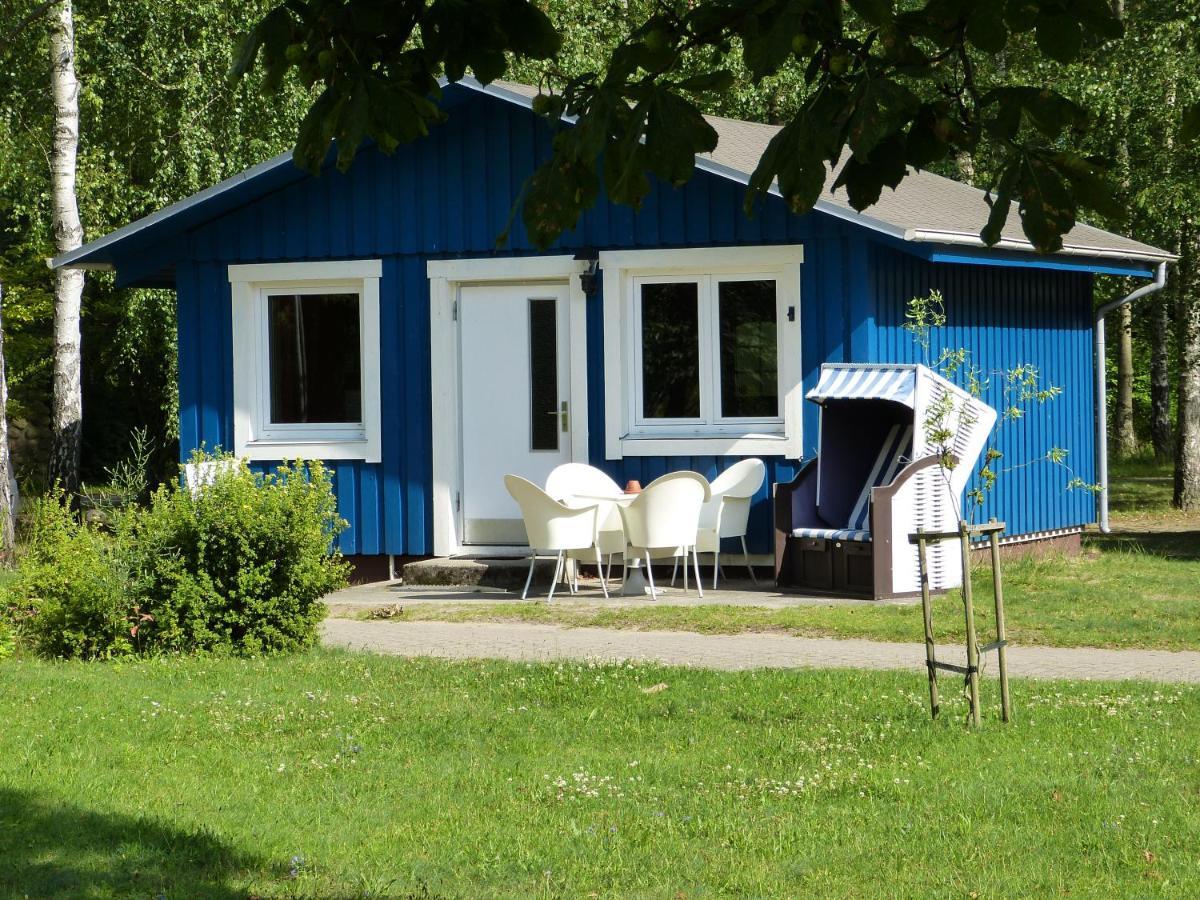 Martas Gaestehaeuser Gross Vaeter See Templin Extérieur photo